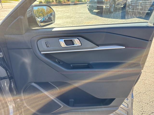 used 2025 Ford Explorer car, priced at $44,516