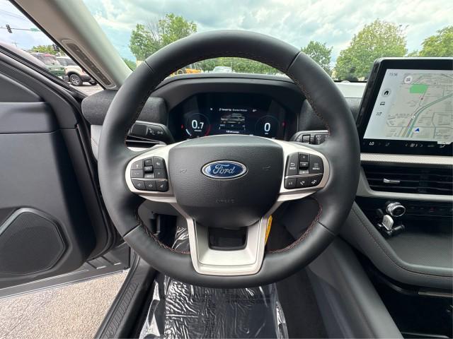 new 2025 Ford Explorer car, priced at $48,376