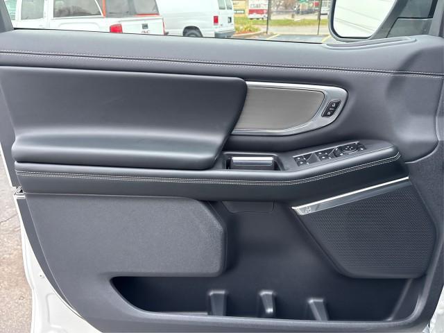 new 2025 Ford Expedition car, priced at $85,345