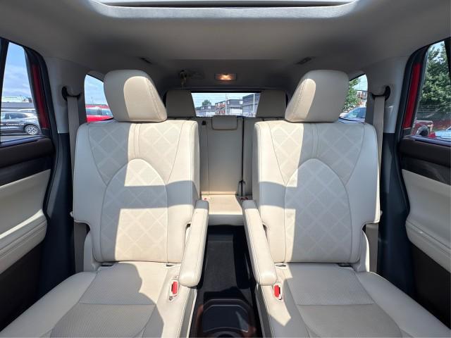 used 2021 Toyota Highlander car, priced at $39,405