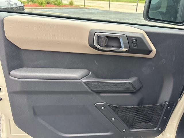 new 2025 Ford Bronco car, priced at $51,186