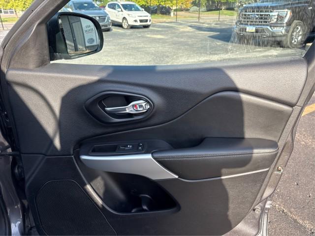 used 2018 Jeep Cherokee car, priced at $17,550