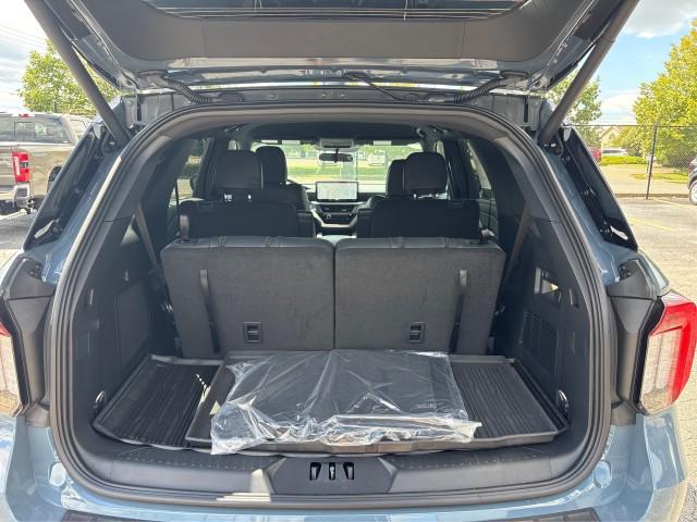 new 2025 Ford Explorer car, priced at $48,843