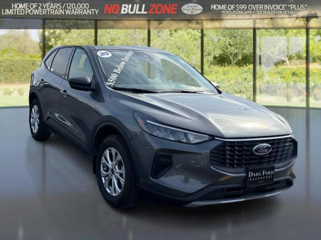 new 2025 Ford Escape car, priced at $33,528
