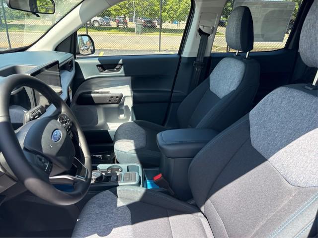 new 2025 Ford Maverick car, priced at $35,584