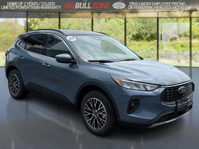 new 2025 Ford Escape PHEV car, priced at $39,679