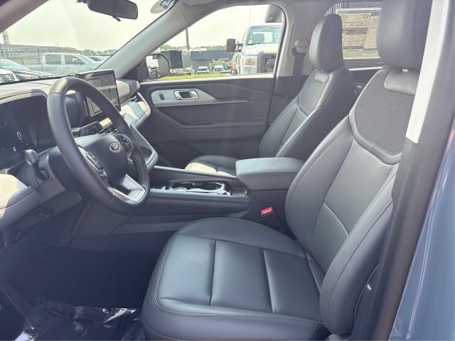 new 2025 Ford Explorer car, priced at $48,058