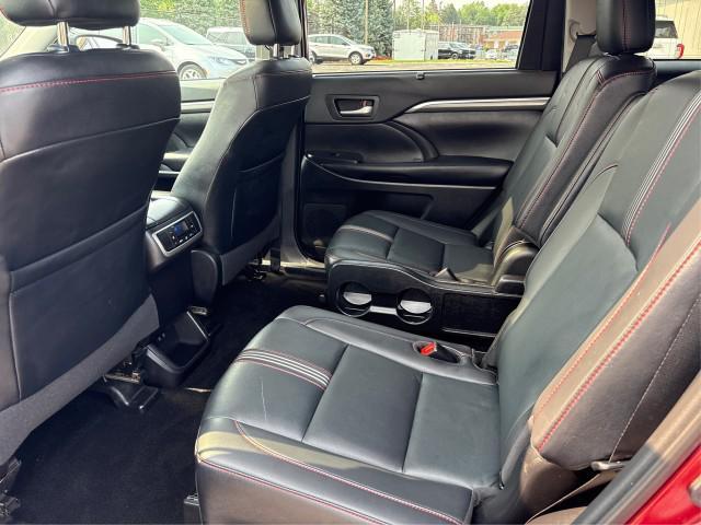 used 2019 Toyota Highlander car, priced at $30,255