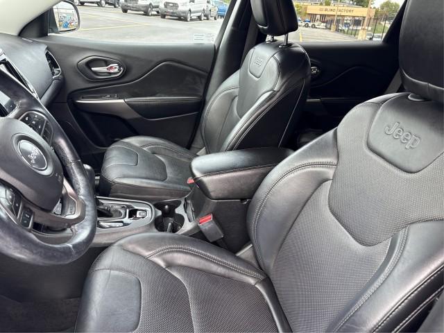 used 2019 Jeep Cherokee car, priced at $18,459