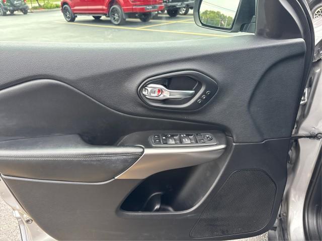 used 2019 Jeep Cherokee car, priced at $18,459