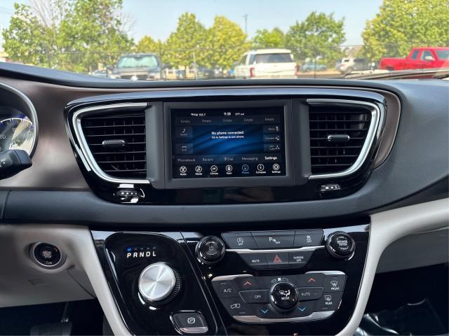 used 2018 Chrysler Pacifica car, priced at $15,966