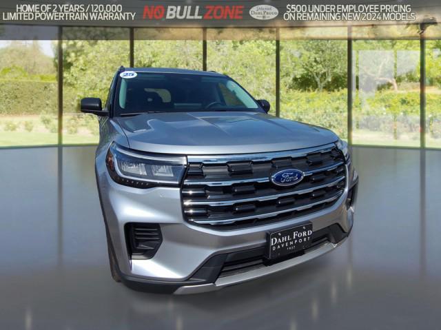 new 2025 Ford Explorer car, priced at $41,608