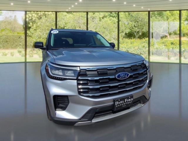 new 2025 Ford Explorer car, priced at $40,255