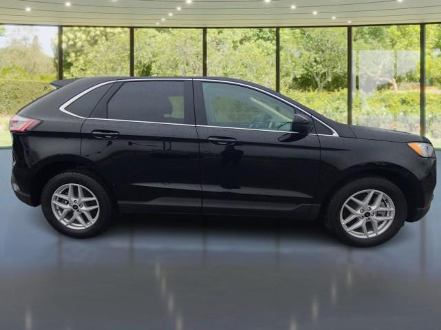 used 2024 Ford Edge car, priced at $32,788