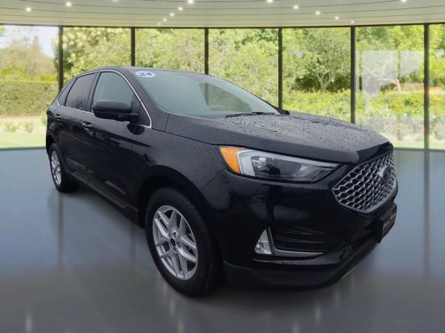 used 2024 Ford Edge car, priced at $32,788