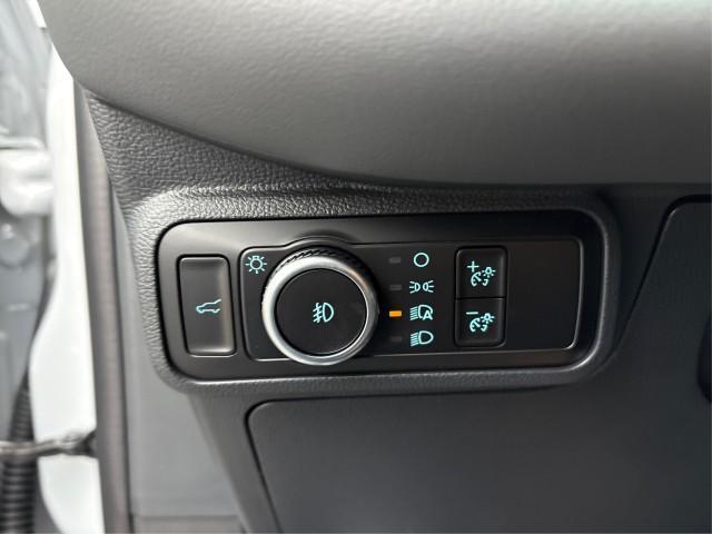 new 2025 Ford Explorer car, priced at $47,704