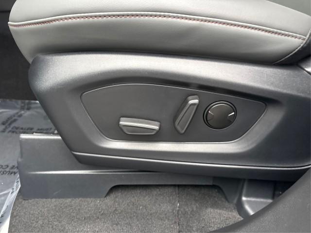 new 2025 Ford Explorer car, priced at $47,704