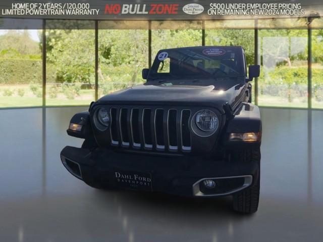 used 2021 Jeep Gladiator car, priced at $34,242