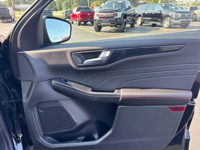 new 2025 Ford Escape car, priced at $36,978