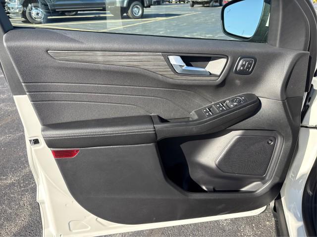 new 2026 Ford Escape car, priced at $43,304