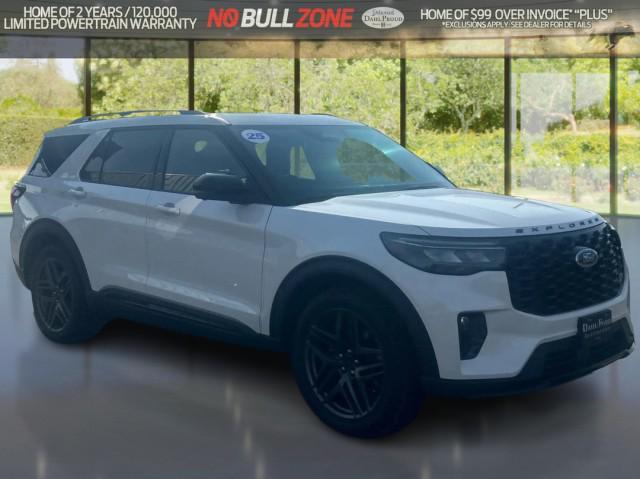 new 2025 Ford Explorer car, priced at $61,654