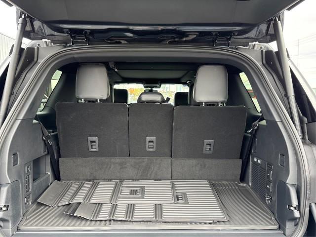 new 2025 Ford Expedition car, priced at $86,420