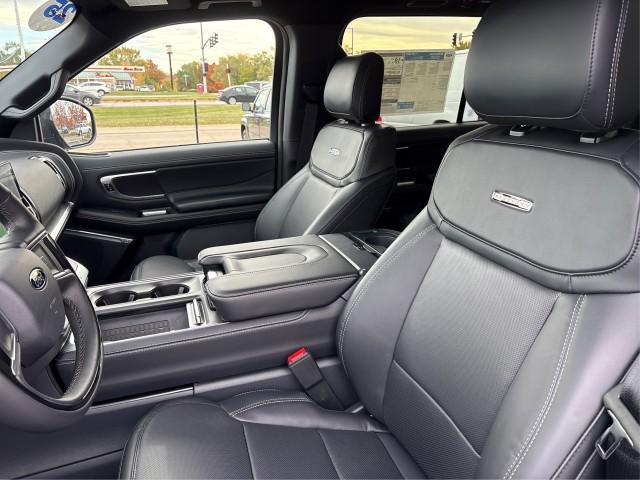 new 2025 Ford Expedition car, priced at $86,420