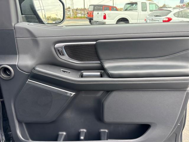 new 2025 Ford Expedition car, priced at $86,420