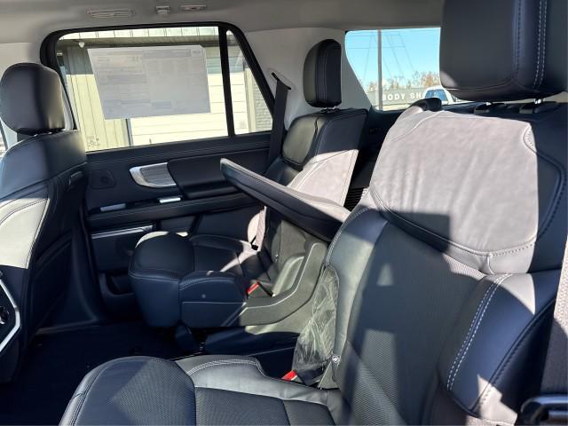 new 2025 Ford Expedition car, priced at $84,350