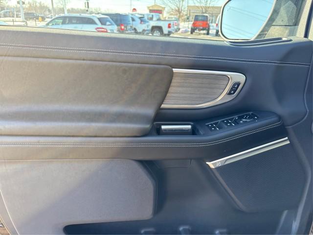 new 2025 Ford Expedition car, priced at $84,350