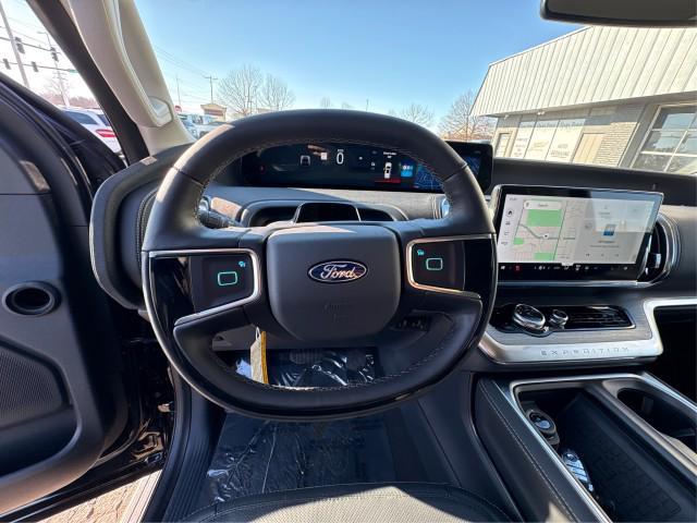 new 2025 Ford Expedition car, priced at $84,350