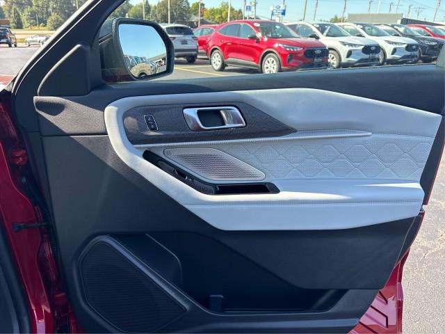 new 2025 Ford Explorer car, priced at $57,396