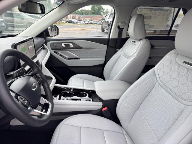 new 2025 Ford Explorer car, priced at $59,469