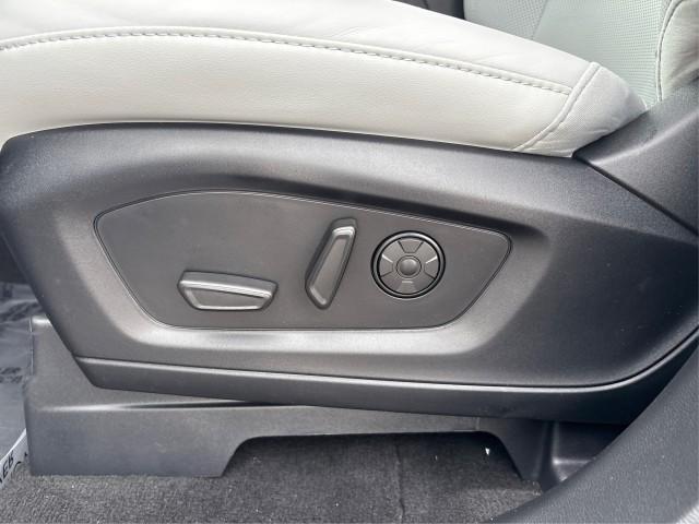 new 2025 Ford Explorer car, priced at $59,469