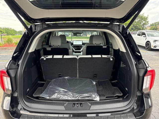 new 2025 Ford Explorer car, priced at $59,469