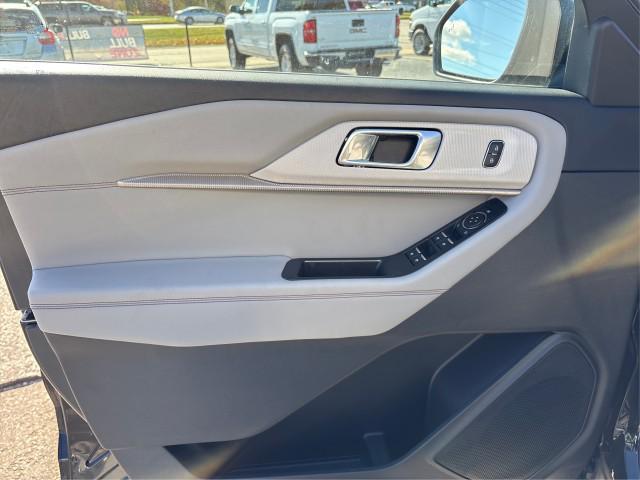 new 2025 Ford Explorer car, priced at $48,192