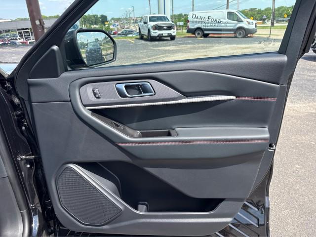 new 2025 Ford Explorer car, priced at $52,329