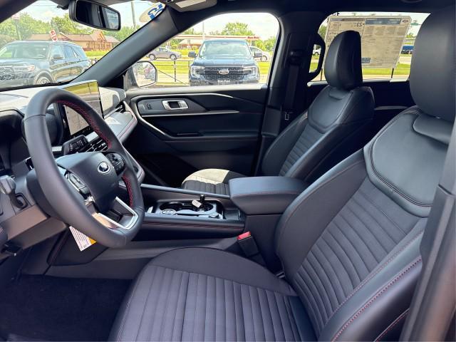 new 2025 Ford Explorer car, priced at $52,329