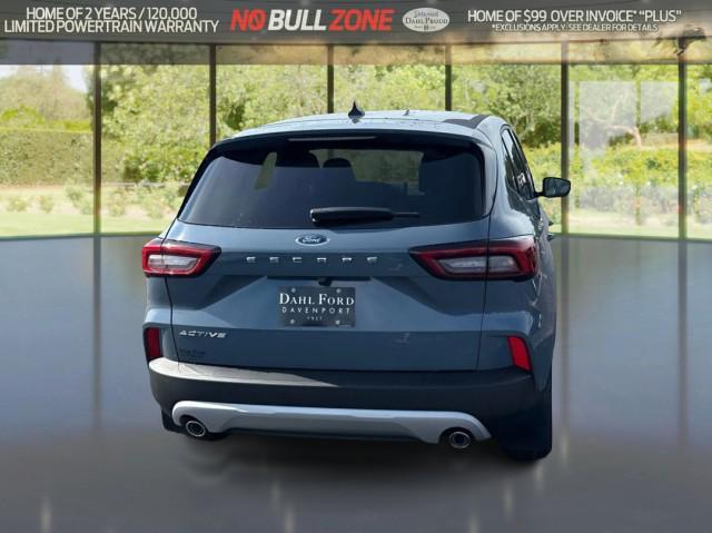 new 2025 Ford Escape car, priced at $32,200