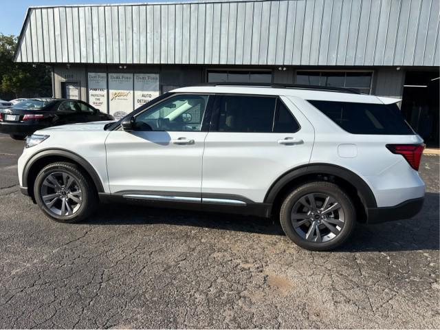 new 2025 Ford Explorer car, priced at $48,199