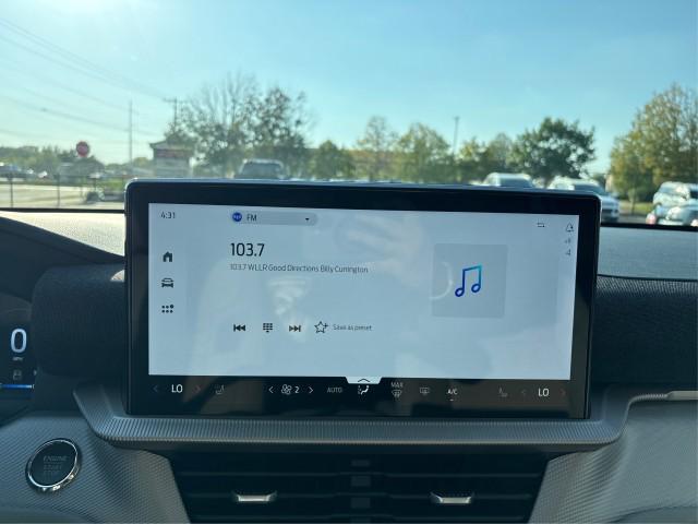 new 2025 Ford Explorer car, priced at $48,199