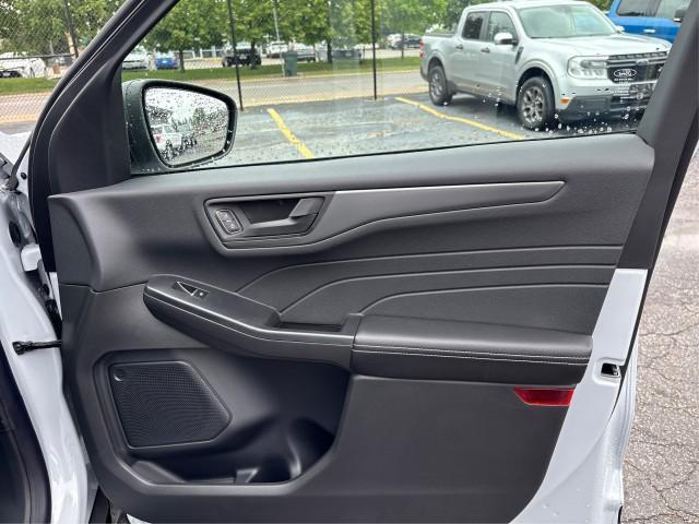 new 2025 Ford Escape car, priced at $32,929
