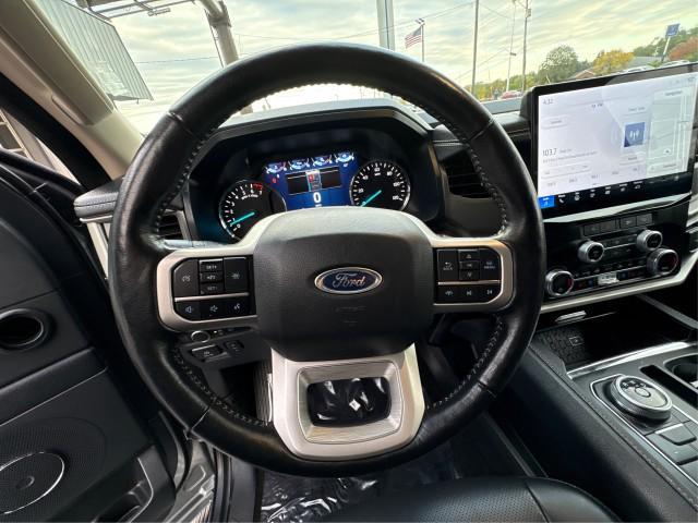 used 2023 Ford Expedition car, priced at $46,494