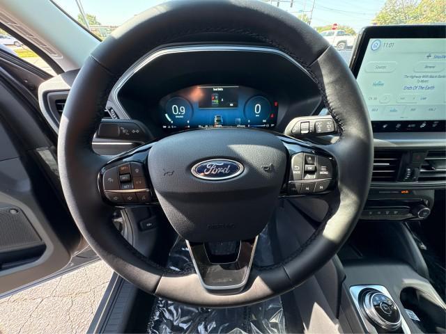 new 2026 Ford Escape car, priced at $38,425