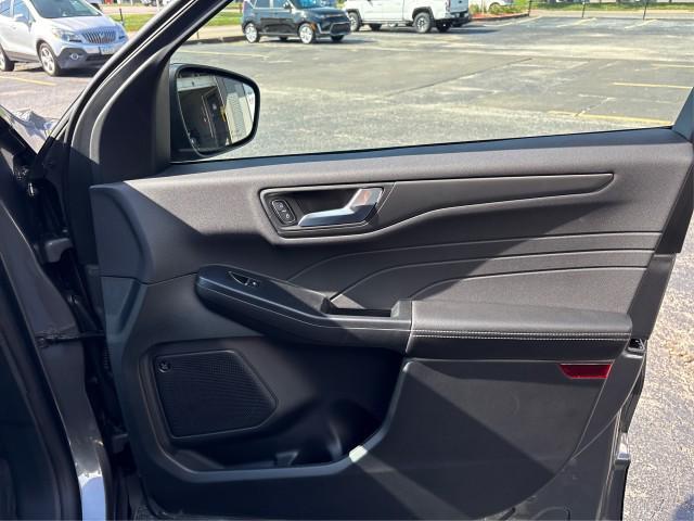 new 2026 Ford Escape car, priced at $38,425