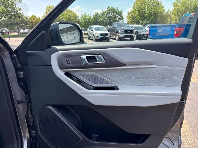 new 2025 Ford Explorer car, priced at $57,126