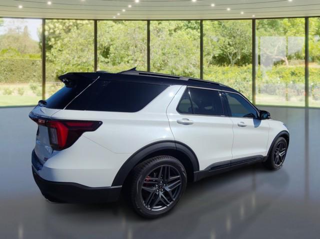 new 2025 Ford Explorer car, priced at $61,845