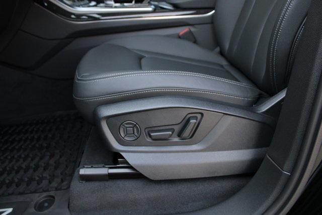 new 2025 Audi Q7 car, priced at $60,716