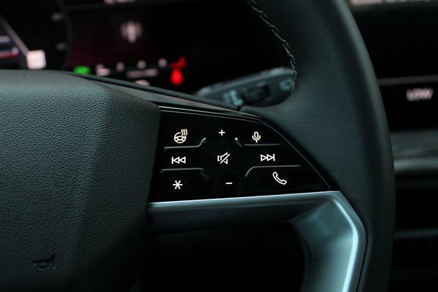 new 2025 Audi Q5 car, priced at $55,871
