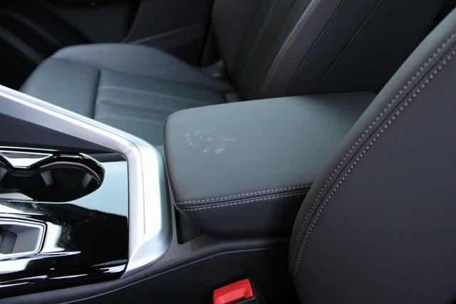 new 2025 Audi Q5 car, priced at $55,871